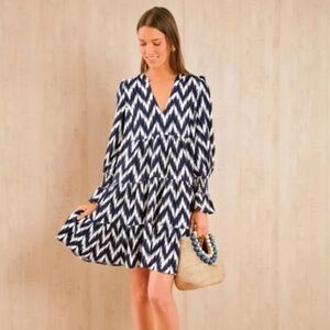 Pomander Place Tuckernuck Navy Ikat Kenzo Dress Size Medium Navy/White Tiered